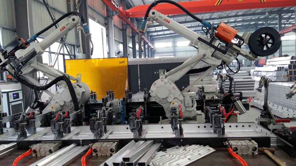 鋁模板自動化焊接 (2).jpg 鋁模板自動化焊接 (2).jpg